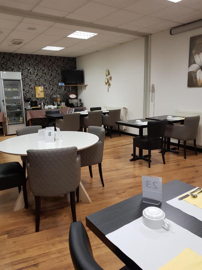 Brit Hotel Essentiel Pontivy Robic Εξωτερικό φωτογραφία