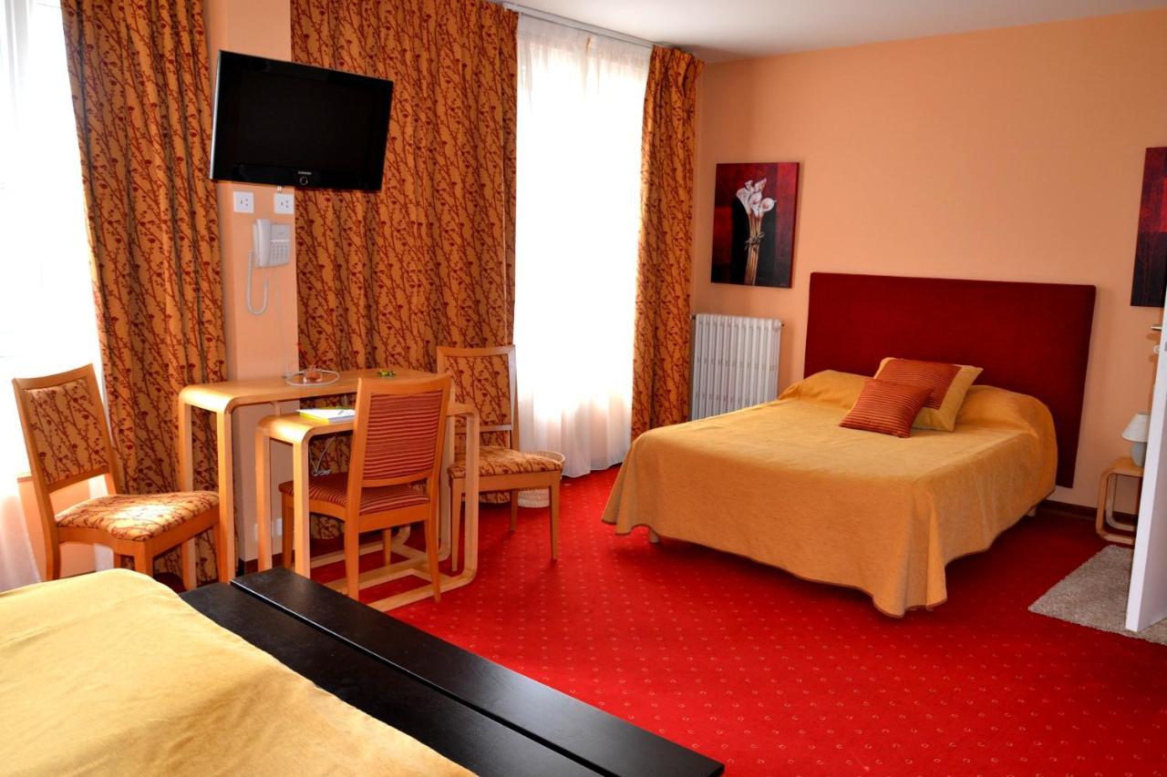 Brit Hotel Essentiel Pontivy Robic Δωμάτιο φωτογραφία