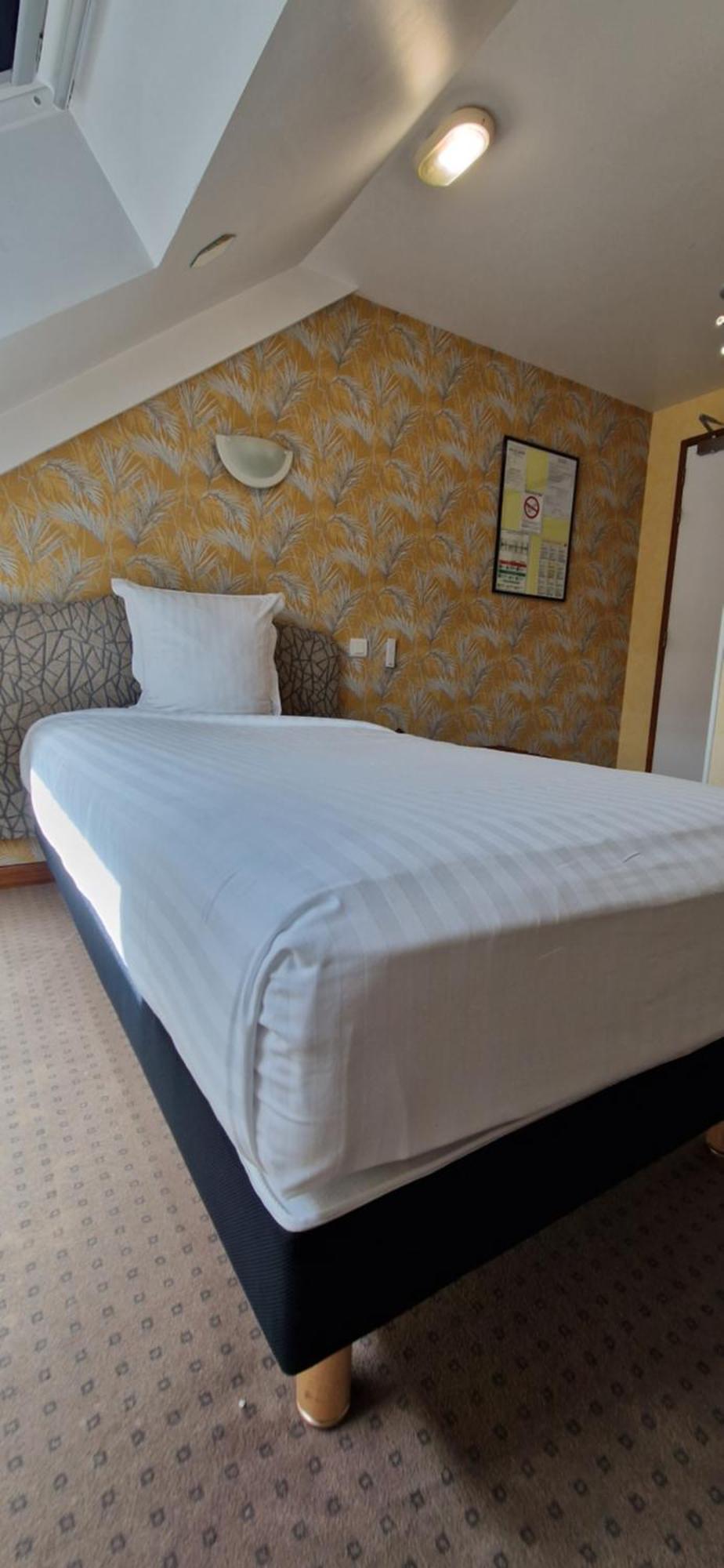 Brit Hotel Essentiel Pontivy Robic Εξωτερικό φωτογραφία