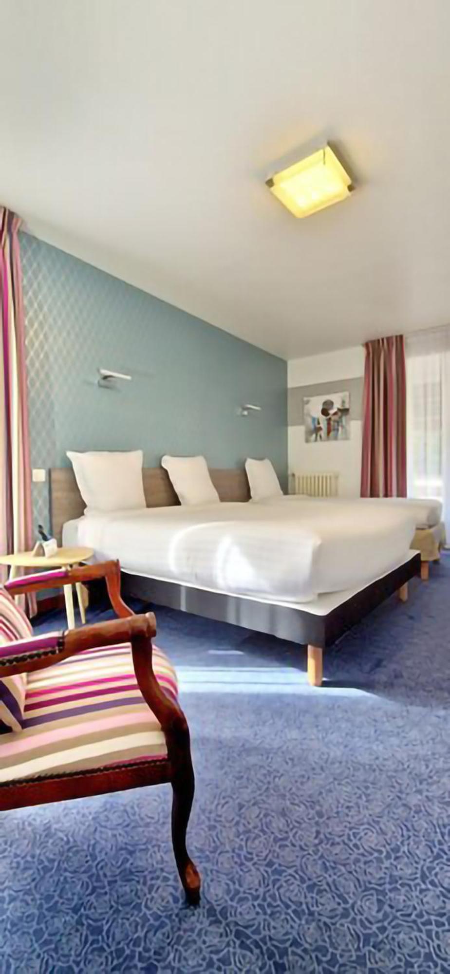 Brit Hotel Essentiel Pontivy Robic Εξωτερικό φωτογραφία