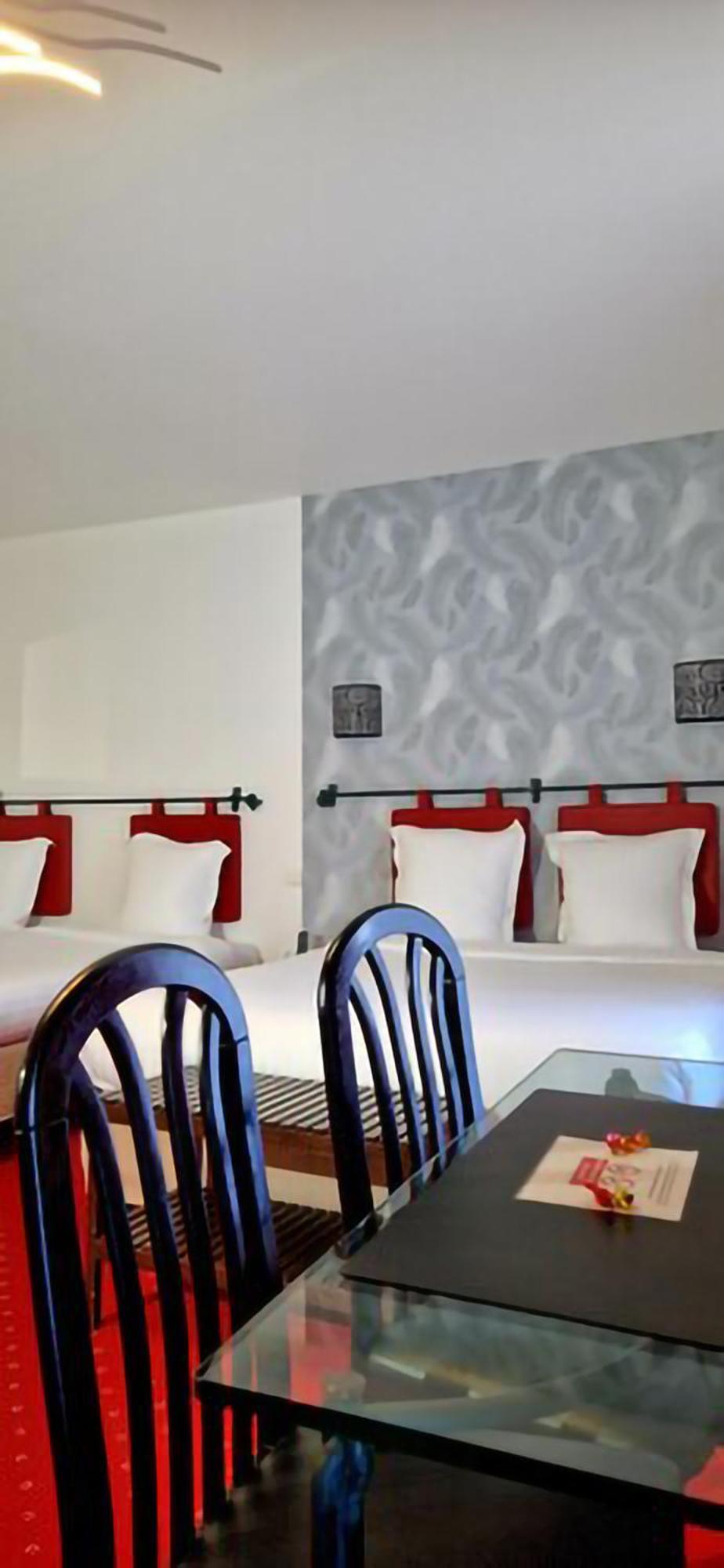 Brit Hotel Essentiel Pontivy Robic Εξωτερικό φωτογραφία