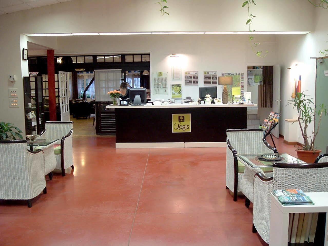 Brit Hotel Essentiel Pontivy Robic Εξωτερικό φωτογραφία