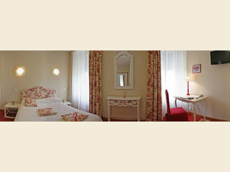 Brit Hotel Essentiel Pontivy Robic Εξωτερικό φωτογραφία