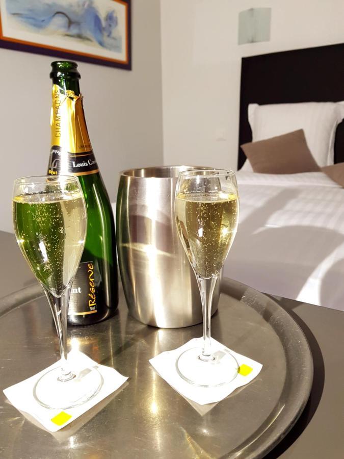 Brit Hotel Essentiel Pontivy Robic Εξωτερικό φωτογραφία