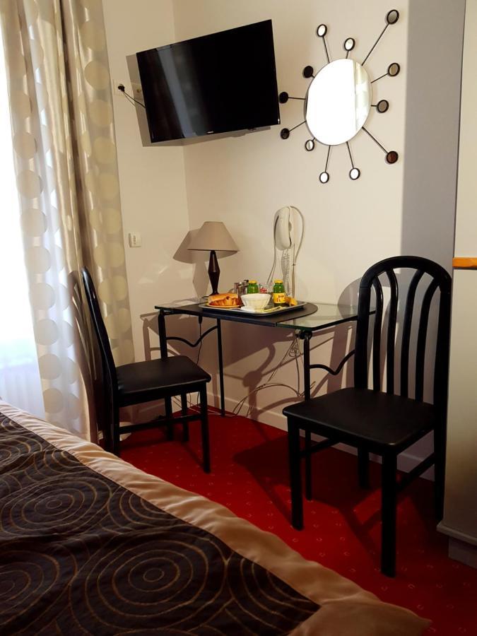 Brit Hotel Essentiel Pontivy Robic Εξωτερικό φωτογραφία