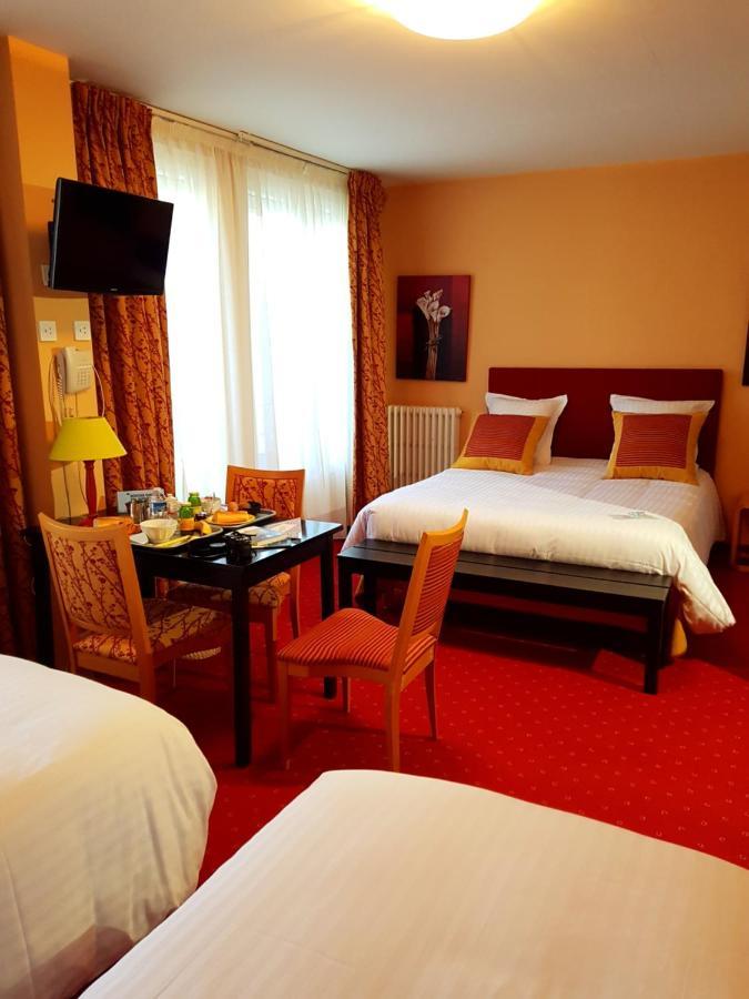 Brit Hotel Essentiel Pontivy Robic Εξωτερικό φωτογραφία